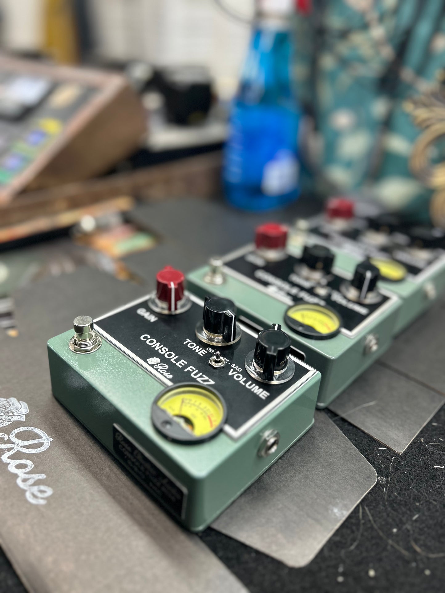 "Modified" Console Fuzz - (Overdrive/Distortion/Fuzz) - Rose Electric Audio
