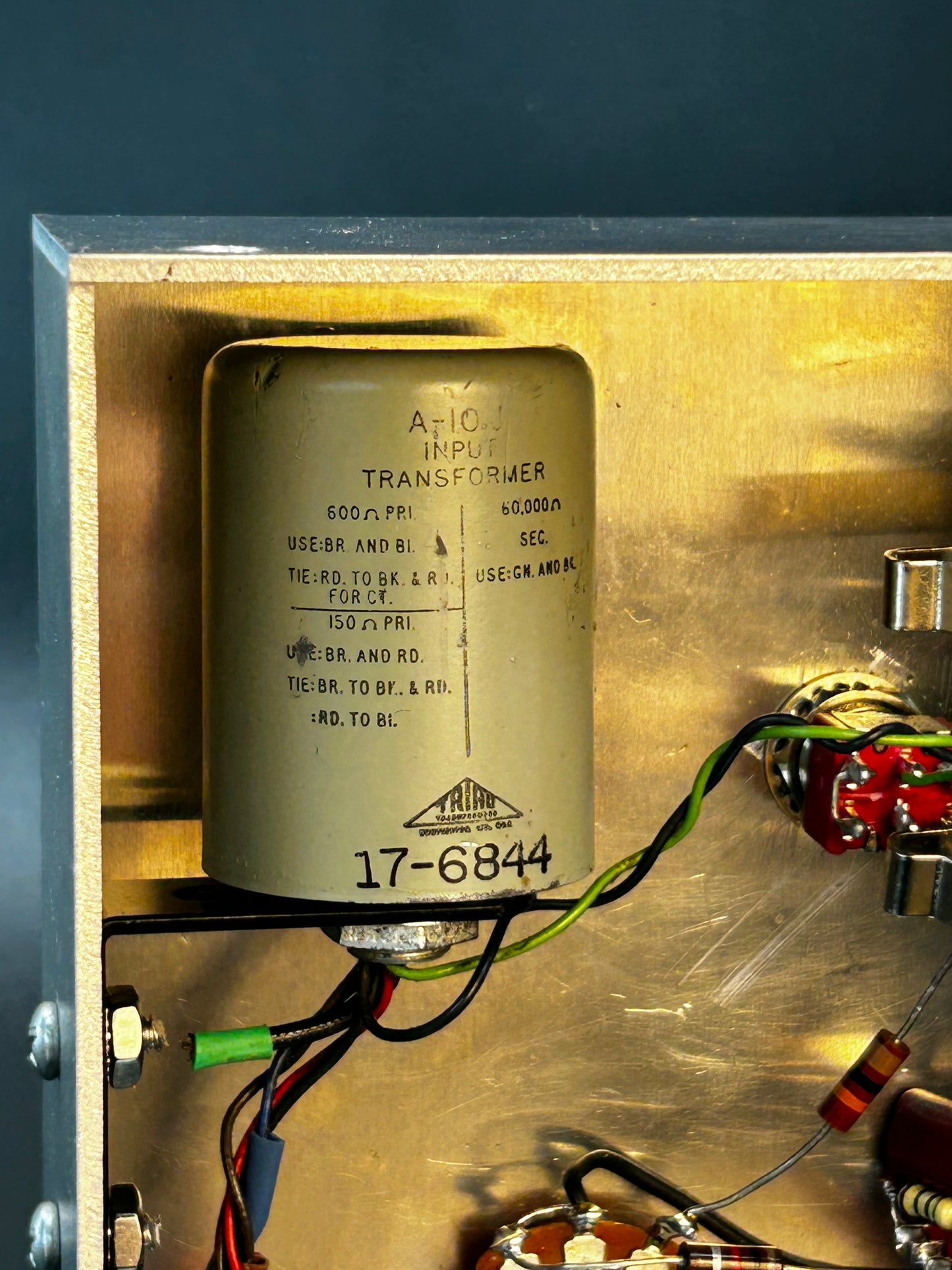 Wolfbox PRE ORDER - Fancy Ass Direct Box - Original Vintage Triad Transformer - by Rose Electric Audio